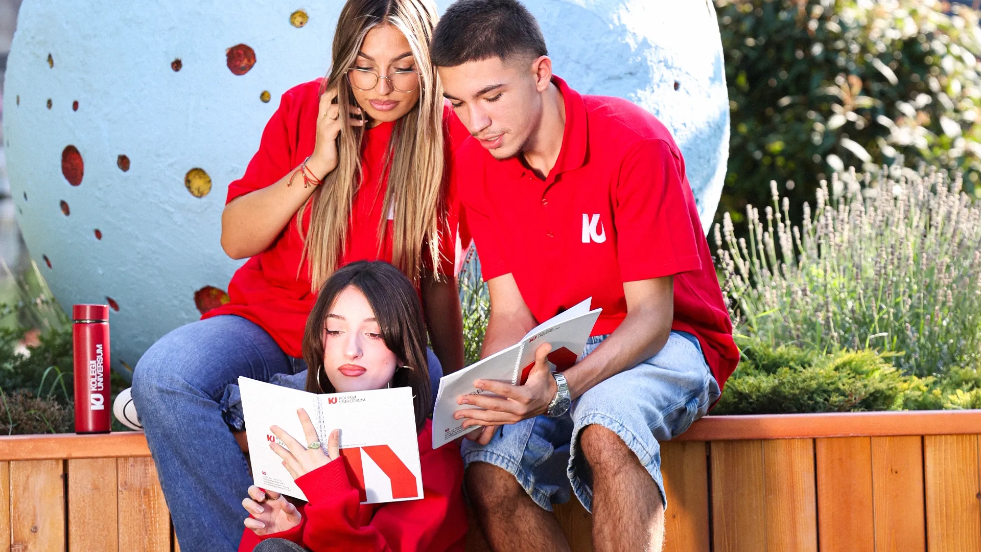 Kids studying and having fun in a university table.